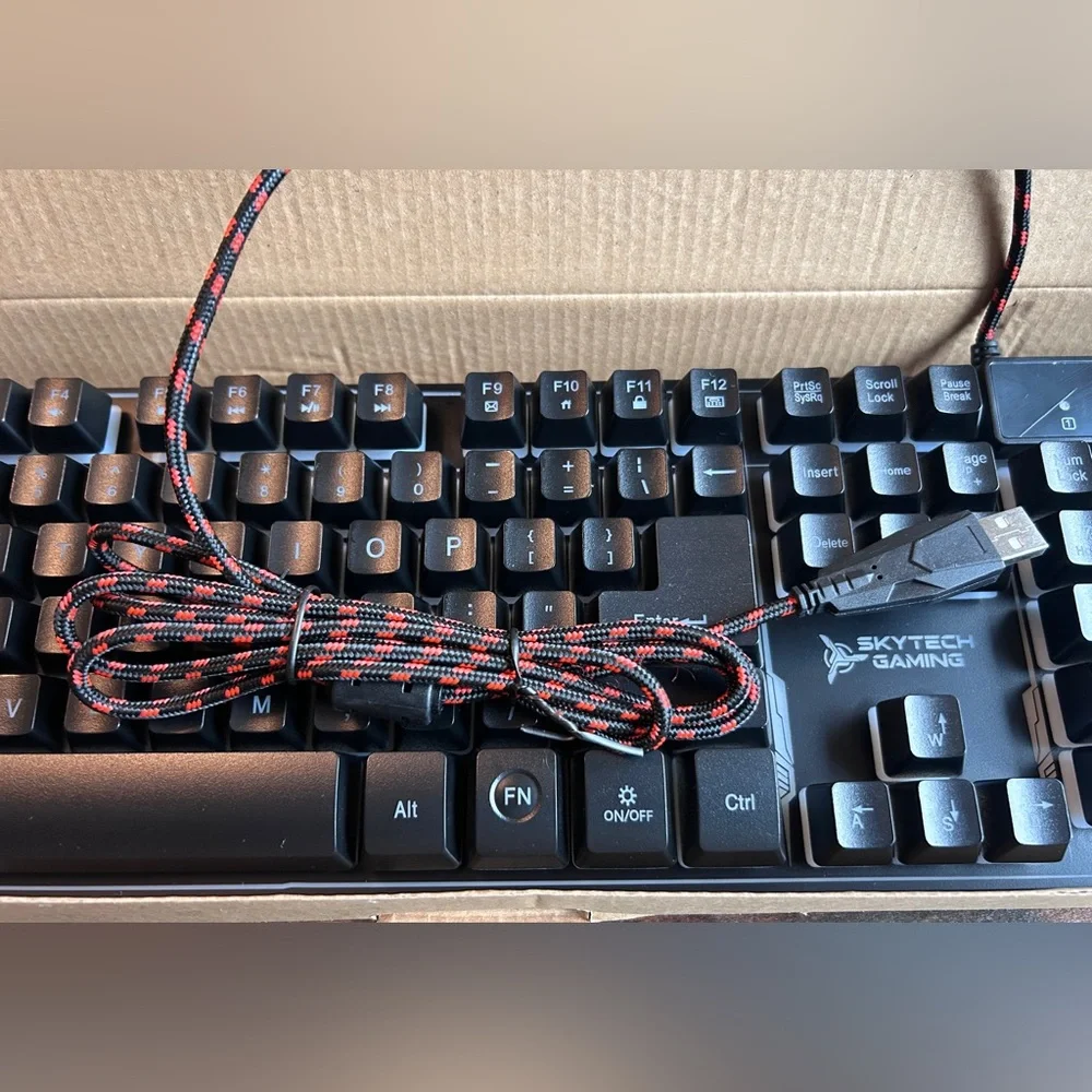 Skytech Gaming Keyboard K-1000 RGB Backlit Keys New In Box